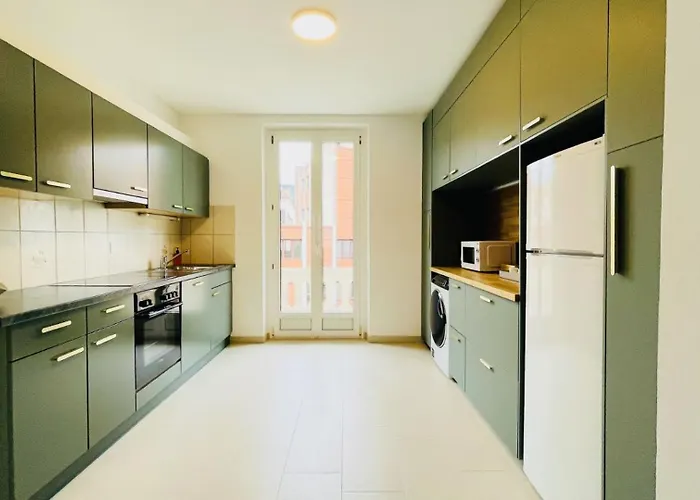 Molierex23 6 Personnes