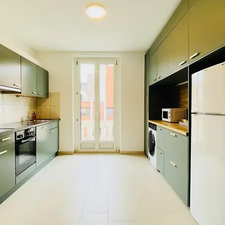 Molierex23 6 Personnes